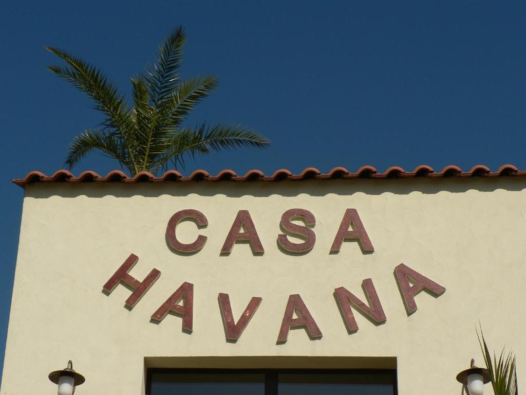 בית הארחה Casa Havana (adults Only) קוסטינסטי
